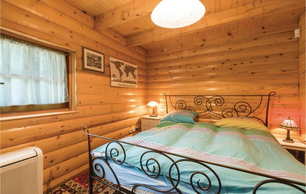 Stunning Home In Krasic With Sauna Eksteriør bilde