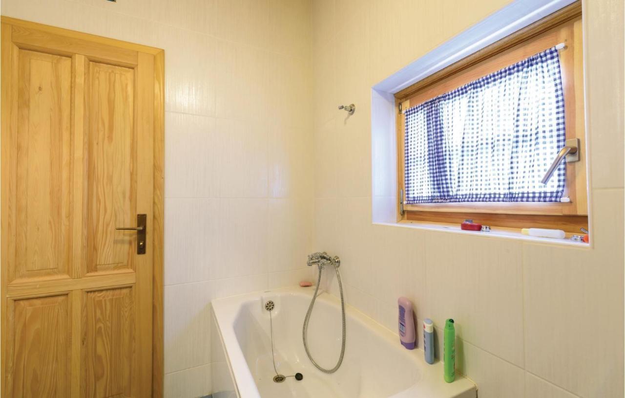 Stunning Home In Krasic With Sauna Eksteriør bilde